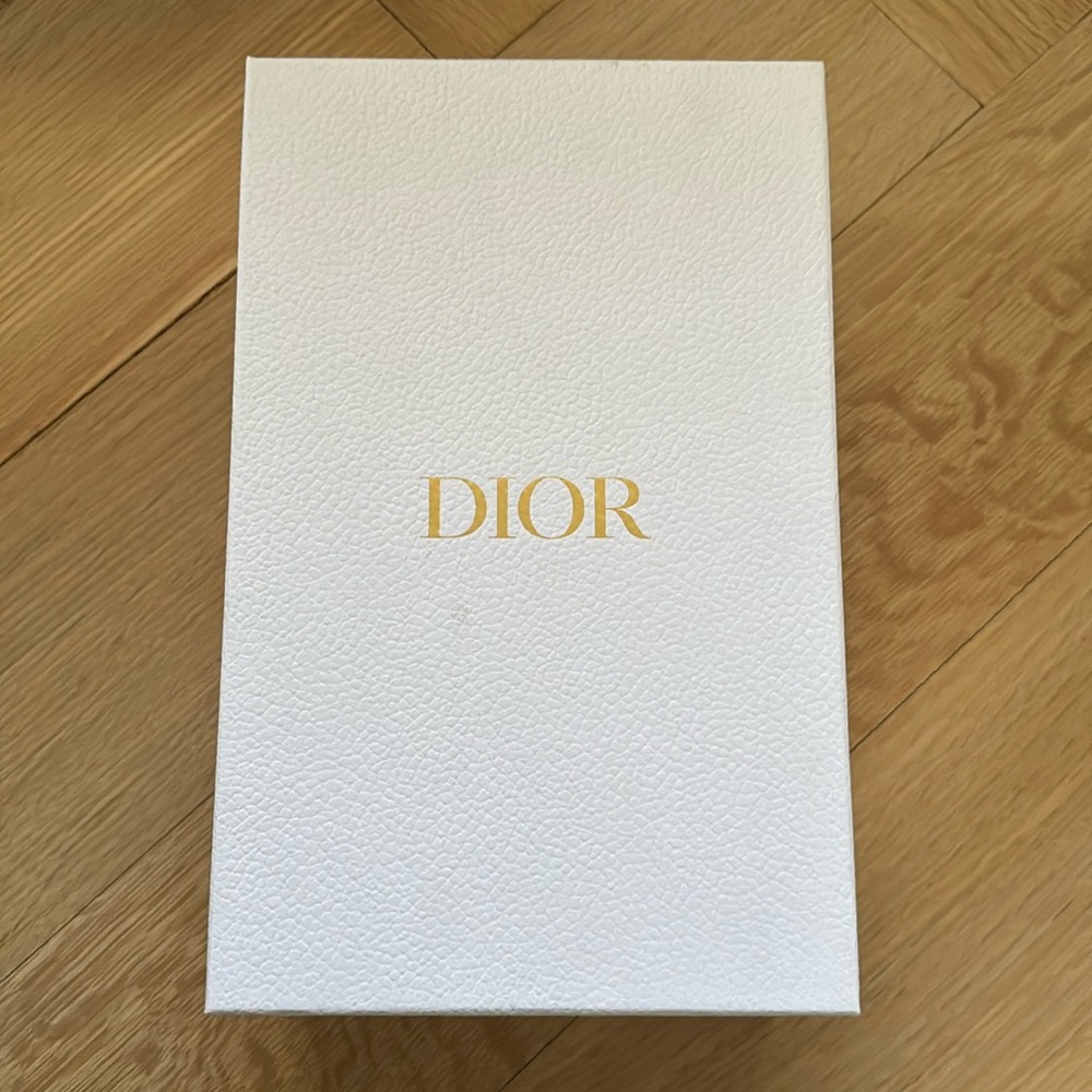 Dior shoe box